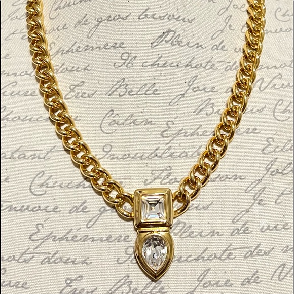 Swarovski Jewelry - 💯”Swarovski” Crystal Curb link chain vintage necklace